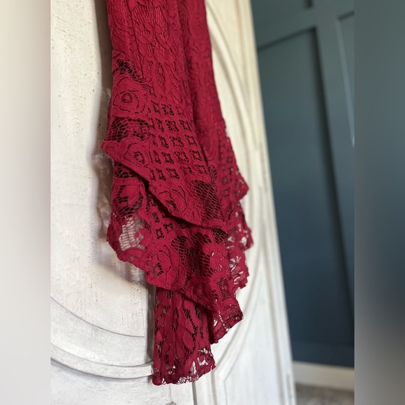 Reyna Dress in Red One Of A Kind Lace Midi Dress Size 2 - Picture 11 of 11